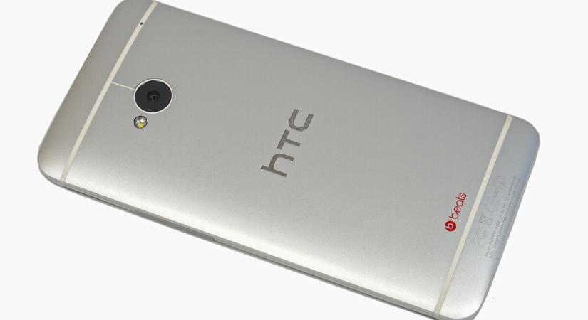 Késik a HTC csúcsmobil. A micsoda?!