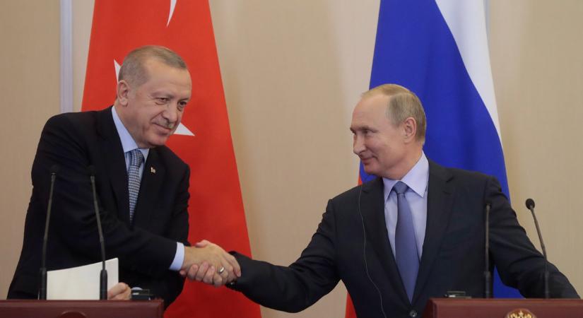Putyin Erdogannak: Moszkva szállít élelmet, ha feloldják a szankciókat