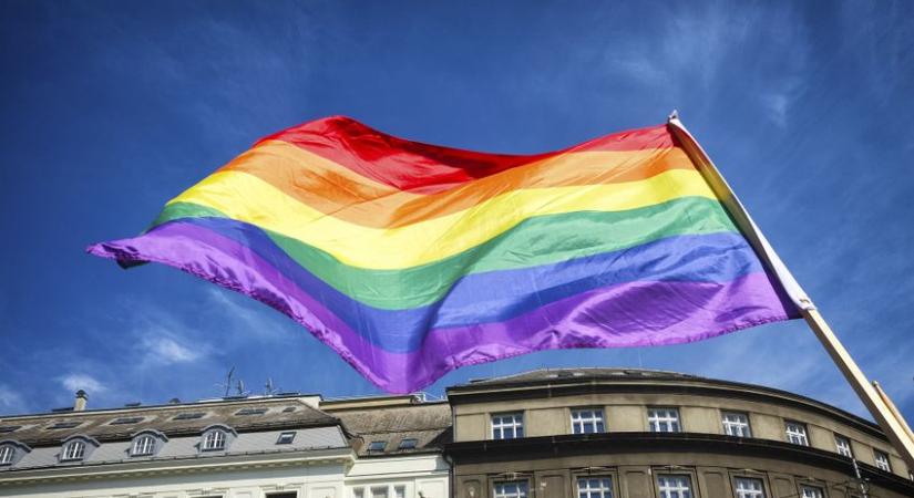 Egyetértesz Gyimesi javaslatával az LMBTQ zászló középületeken való betiltásáról? – A Körkép.sk megkérdezi olvasóit (Szavazással)