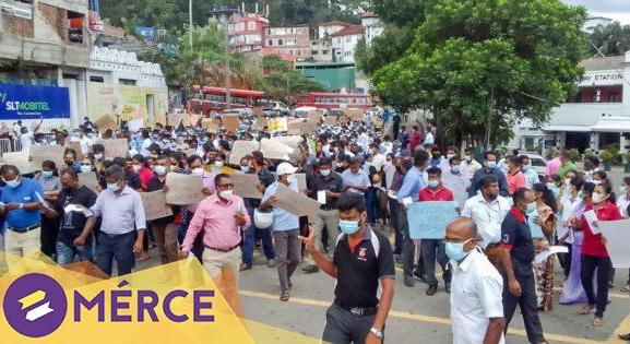 Megkezdődött Srí Lankában az állami és közszférában dolgozók leépítése, a dolgozók elkezdték szervezni az ellenállást