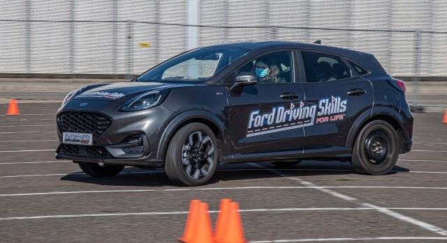 Idén is ingyenes vezetéstechnikai tréninget tart a Ford