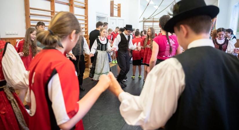 Lengyel diákokat látott vendégül a Szilágyi iskola