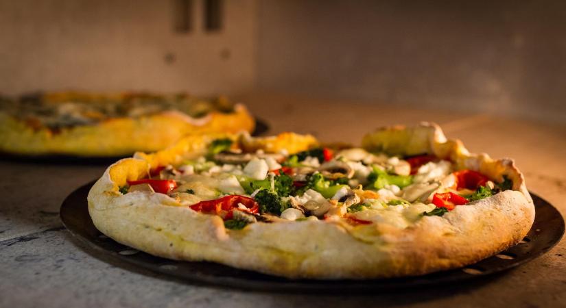 Már működnek az ország első pizzaautomatái