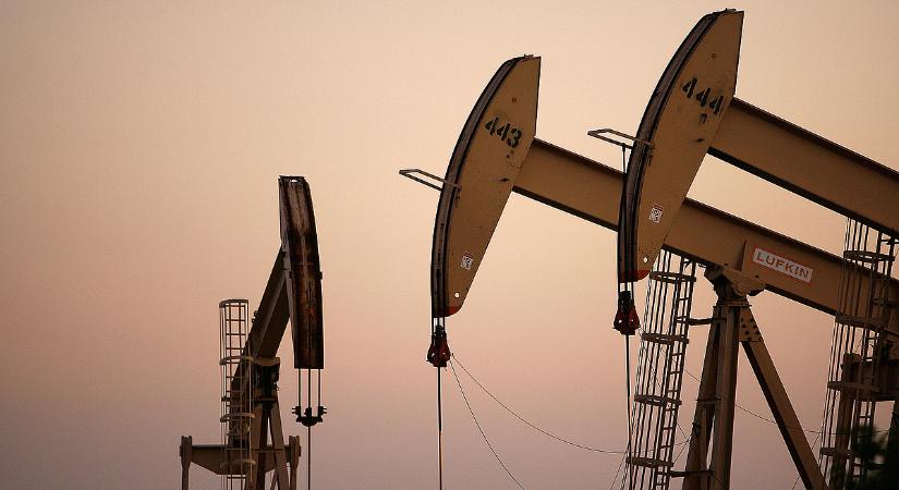 Összeomlóban az olajkartell az oroszok miatt, emelkedtek is az olajárak