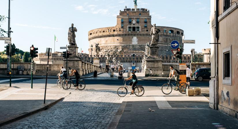 Az olaszok is meglépték: eltörölik a koronavírussal kapcsolatos beutazási korlátozásokat