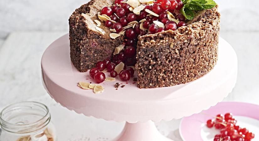 Isteni és látványos desszert 30 percen belül – Mandulás, ribizlis torta