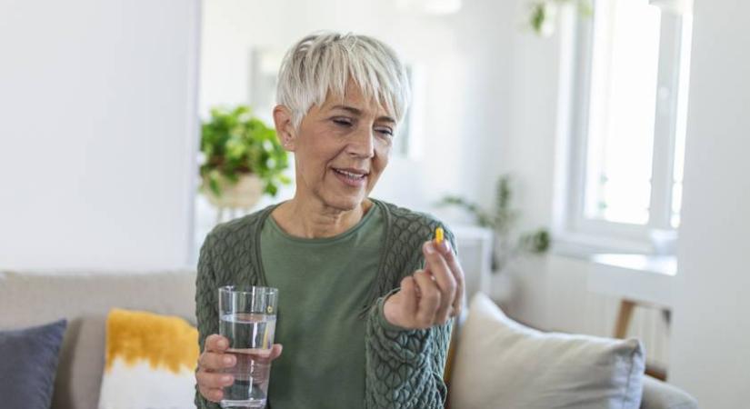 4 gyógyszer, ami mellett létfontosságú a folyadékpótlás - Az időseket még jobban fenyegeti a kiszáradás