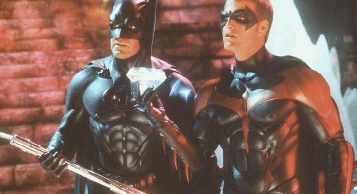 Az első két Batman-film rendezője, Tim Burton nagyon nincs jó véleménnyel a "denevér-mellbimbókról"