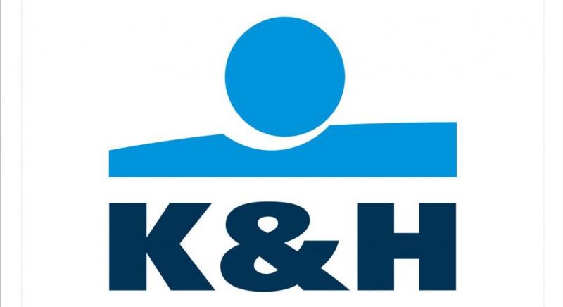 K&H: az idősebb korosztály is egyre többet bankkártyázik – majdnem 40 százalékkal növelték kártyás vásárlásaikat