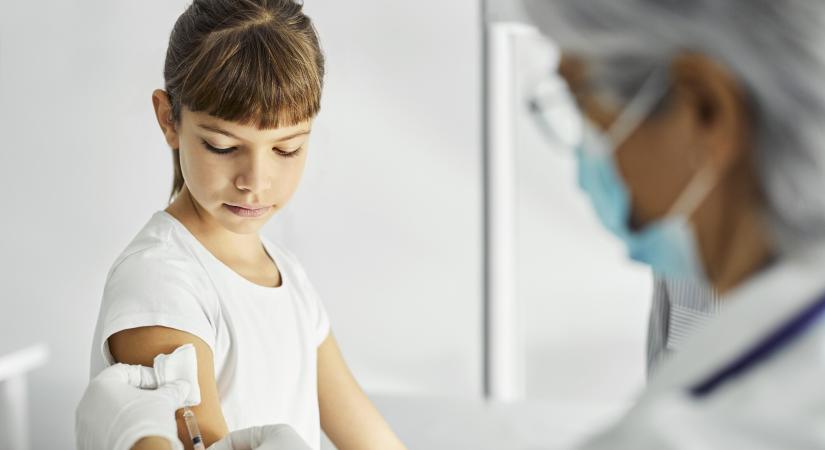 Biztonságosak a Pfizer-vakcinák a gyerekek számára