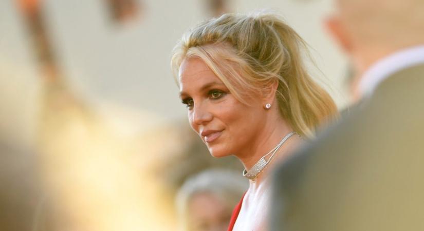 Britney Spears gyémántbugyiban táncolt az esküvőjén