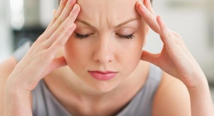 A kutatók szerint nem mindegy, hogy reggel vagy este jelentkeznek a migrén tünetei