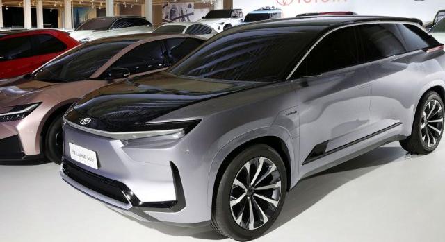 Hat villanyautót mutathat be a Toyota 2025-ig