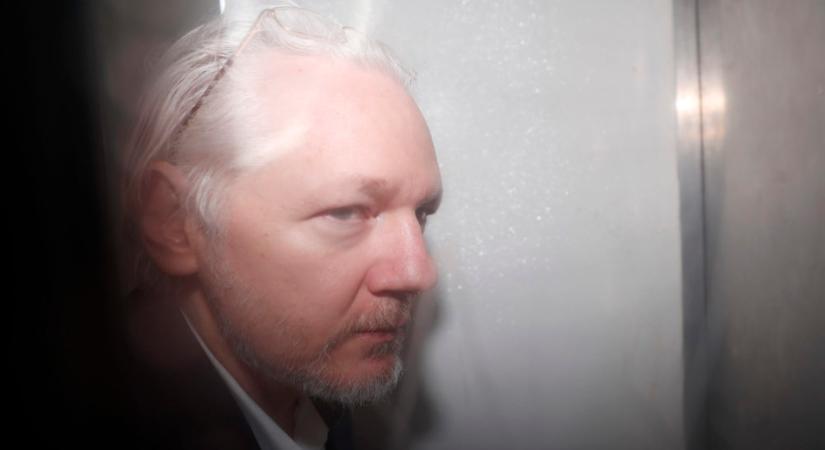 Engedélyezték Julian Assange amerikai kiadatását