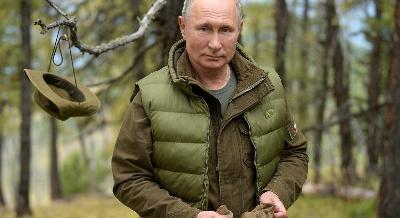 Putyin lábnyomába léphetnek az orosz államfő rajongói