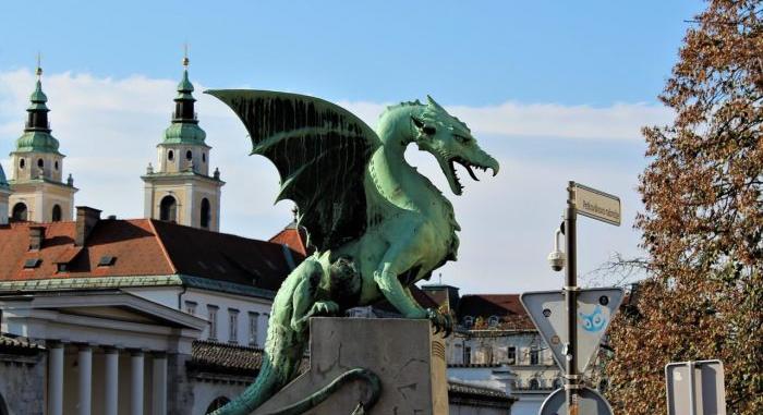 Hamis szlovén autópálya-matricákra figyelmeztet a Külügyminisztérium