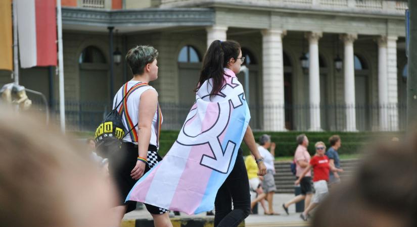A transznemű közösség kisajátította magának a „lányok” kifejezést