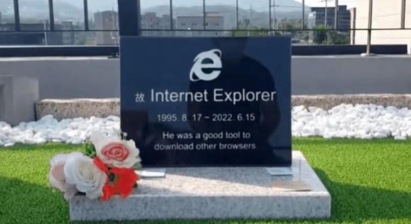 Sírkövet emeltek az Internet Explorernek Dél-Koreában