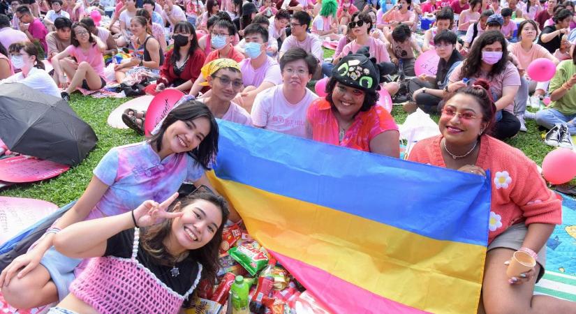 Ilyen egy pride Szingapúrban, ahol törvény tiltja a homoszexualitást