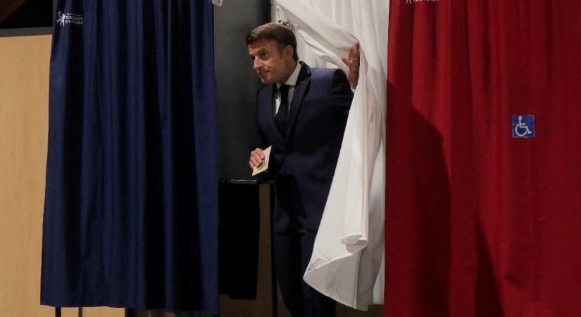 Exit poll: Macronék az élen, de elmaradnak a többségtől, a baloldal második, Le Penék nagyot erősödnek