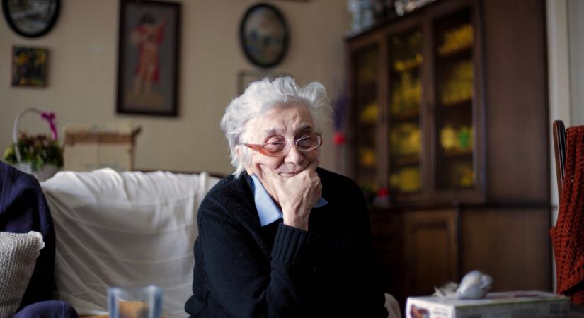 Egy lépésre vagyunk a nyugdíjkatasztrófától: erre rámehet az idős magyarok háza, lakása is