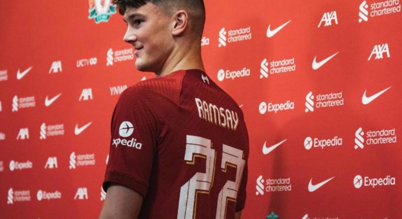 Videó: a Liverpool új szélső védőjéhez már 12 évesen is tapadt a labda