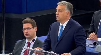 Petíció indult Orbán zsarolásai ellen