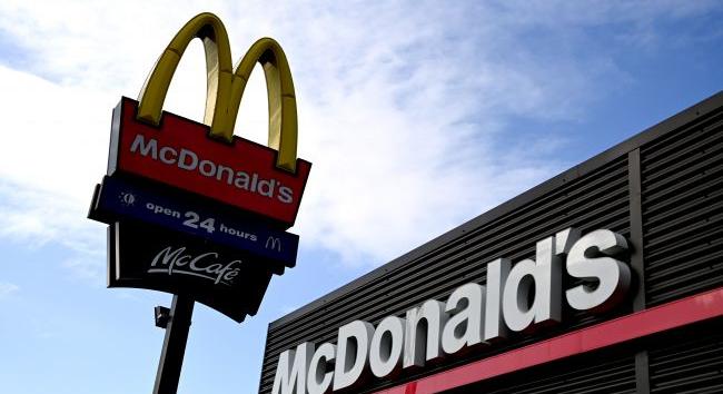 Ukrajna tárgyal a McDonald's működésének újraindításáról – Kuleba