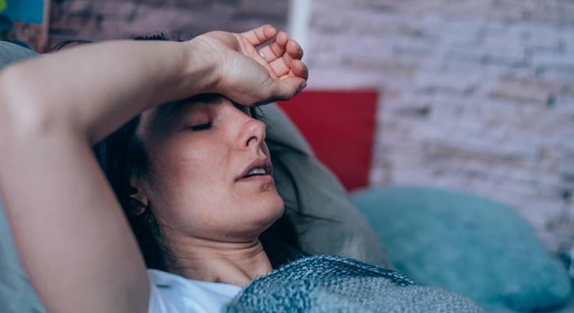 Covid utáni fennmaradó tünet sokaknál az alvási nehézség - Ezt kell tenni a szakértő szerint