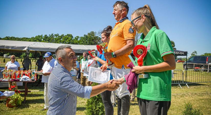 Tolna megyei győzelem született a nemzetközi távlovasversenyen