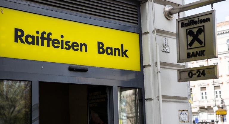 Újabb bírságot kapott a Raiffeisen Bank