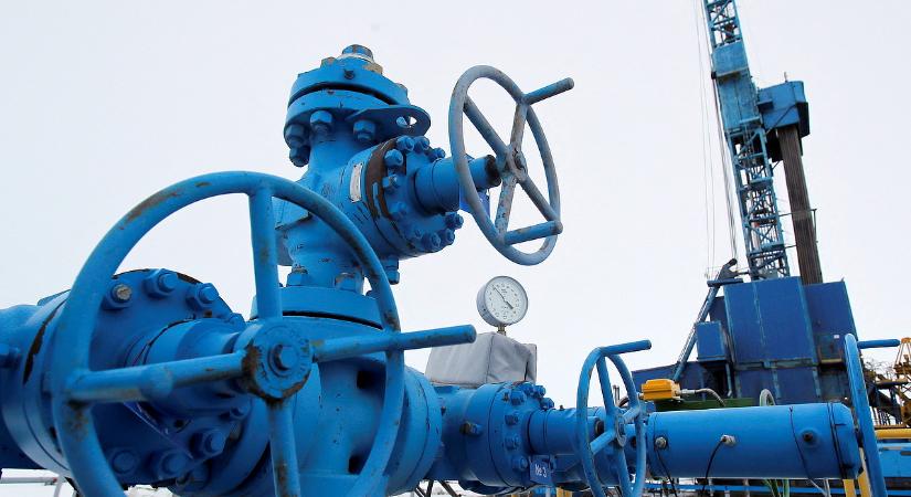 Nagyot rántottak a gázárakon a Gazprom húzásai, Magyarországon is jön a leállás
