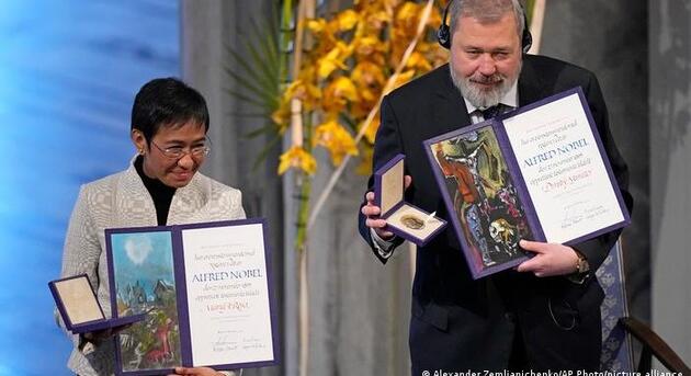 Rekord összegért kelt el az orosz újságíró Nobel-díja