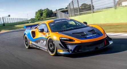 McLaren Artura GT4: V6-os versenyautó hibrid nélkül