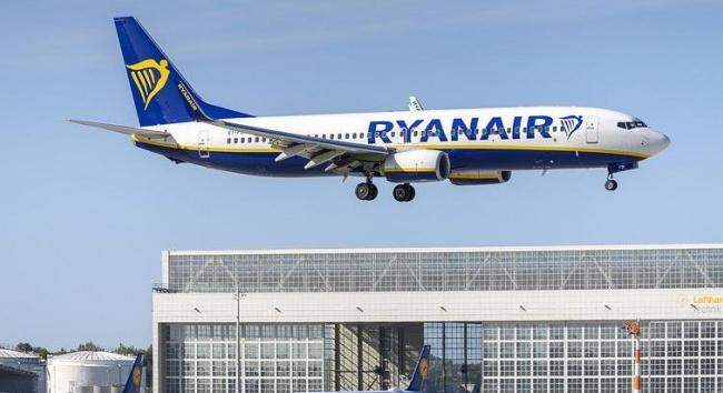 A Ryanairt akár kétmilliárdra bírságolhatják