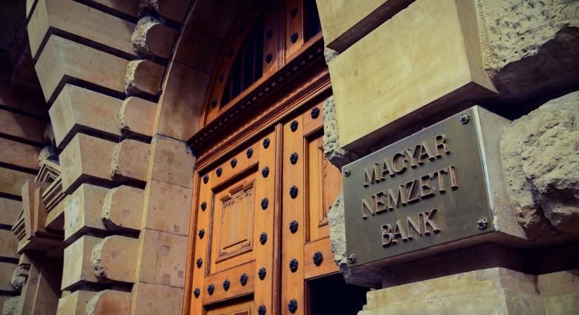 Az MNB 61 millió forintra bírságolta az Allianz Biztosítót