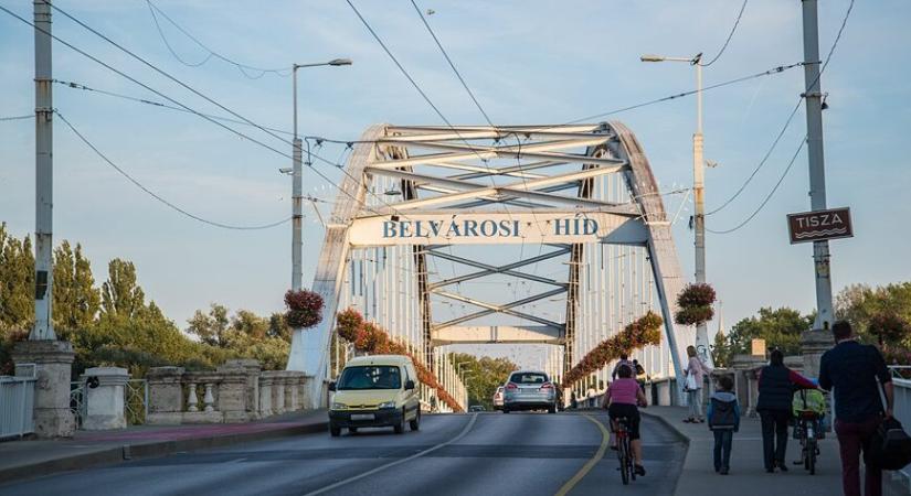 Ismét lezárják a Belvárosi hidat a személygépkocsik számára