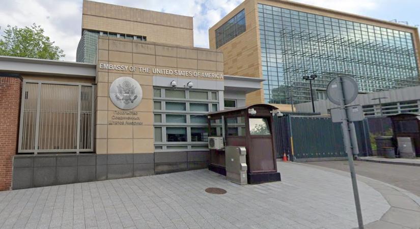 Donyecki Népköztársaság tere 1-re változtatták a moszkvai amerikai nagykövetség címét