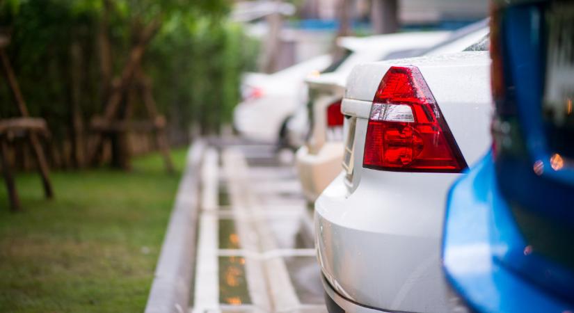Jön a parkolási szigor Budapesten: nincs mese, már itt is fizethetnek az autósok