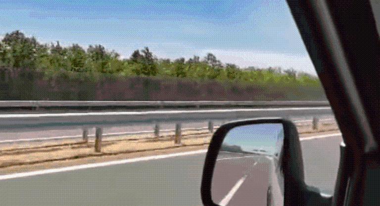 Forgalommal szemben közlekedett az idős sofőr az M4-es autóúton