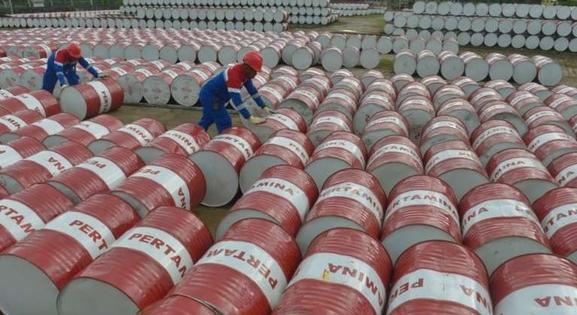 Rekord engedményekkel kapja India az orosz olajat