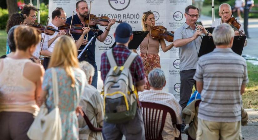 Ingyenes koncerteket adnak országszerte a Magyar Rádió Művészeti Együttesei