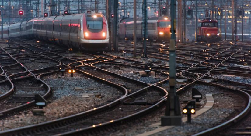 Borzasztóan megdrágult a vasúti áruszállítás: már inkább megéri elkerülni Magyarországot