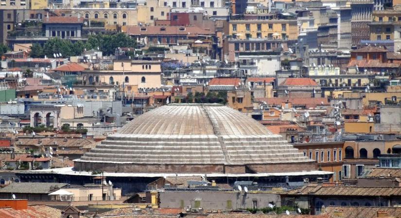 A világ legveszélyesebb kilátója működött a római Pantheon tetején
