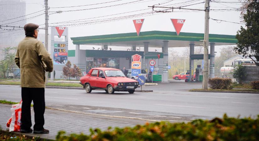 A románok most ötletet másoltak: literenként 40 forintnyi összeggel kompenzálják az üzemanyagok árát