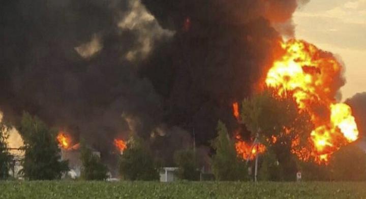 Több mint 108 órán át oltották a tüzet a Dnyipropetrovszk megyei kőolajraktárban