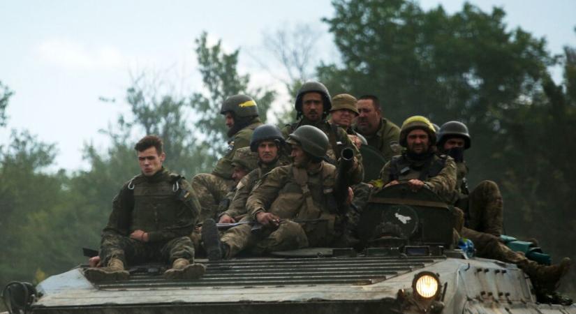 Az ukrán védelem összeomlott