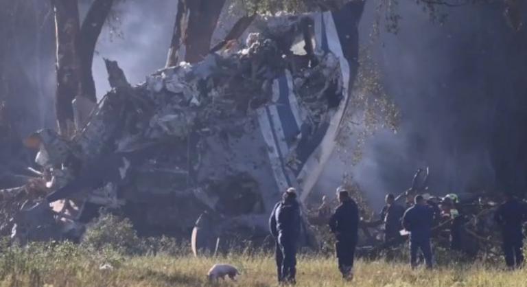Legalább négy ember meghalt a moszkvai repülőgép-szerencséltenségben