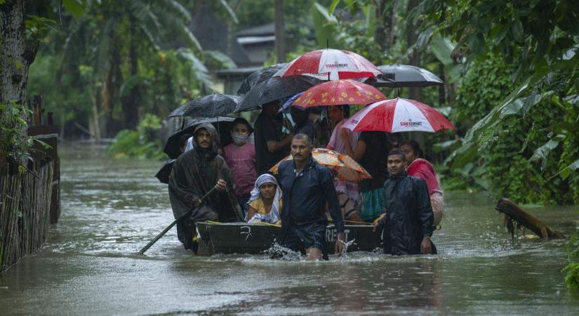 A közelmúlt legsúlyosabb monszunja Bangladesben és Indiában