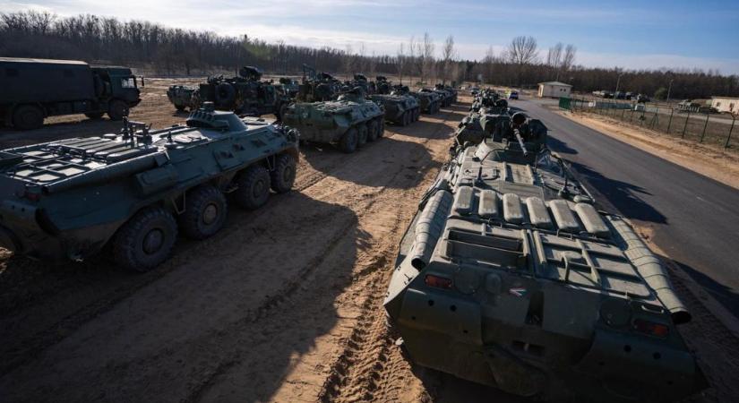 Katonai konvojok szelik át hétfőig a keleti országrészt